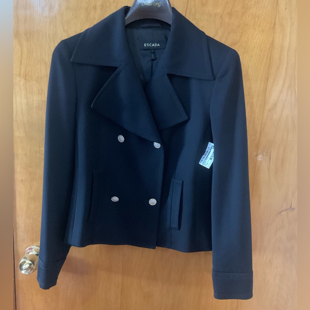Escada navy blazer size 38